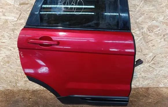 Land Rover Evoque I Rear door