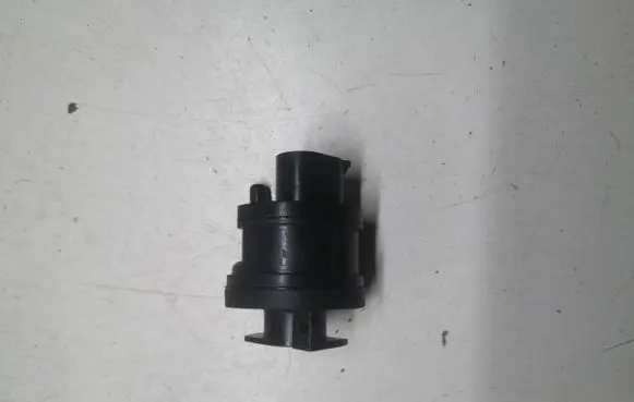 BMW 5 G30 G31 G38 Fuel filter heater 8582273 1332