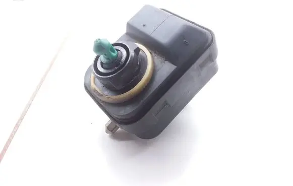 Volvo S80 Headlight level adjustment motor 