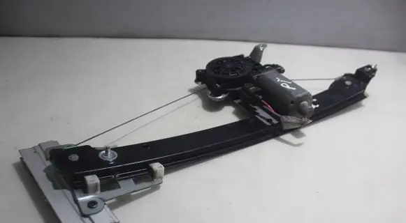 Volvo S60 Rear window lifting mechanism without motor