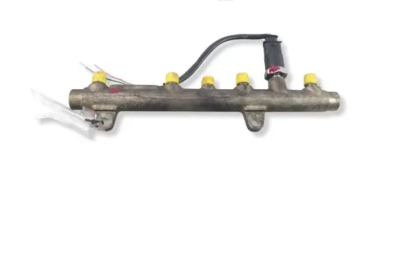 Renault Scenic I Fuel main line pipe 7700111013 0445214015