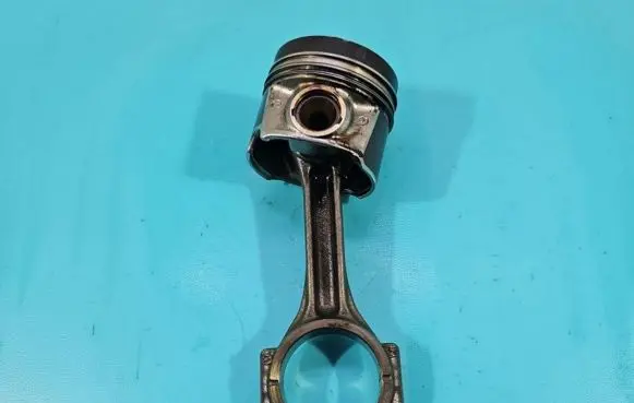 Volkswagen PASSAT B8 Piston CRL IMPRK1377975