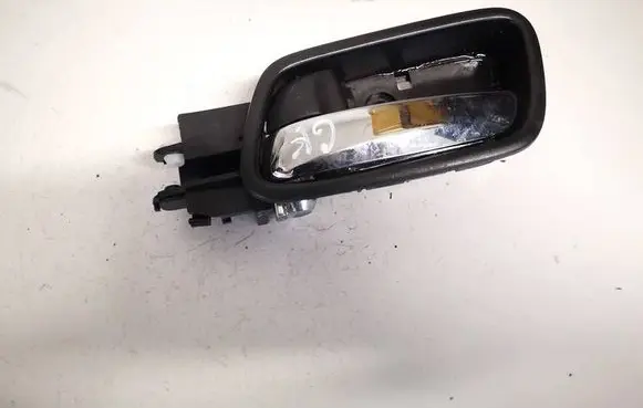 Honda CR-V Rear door interior handle