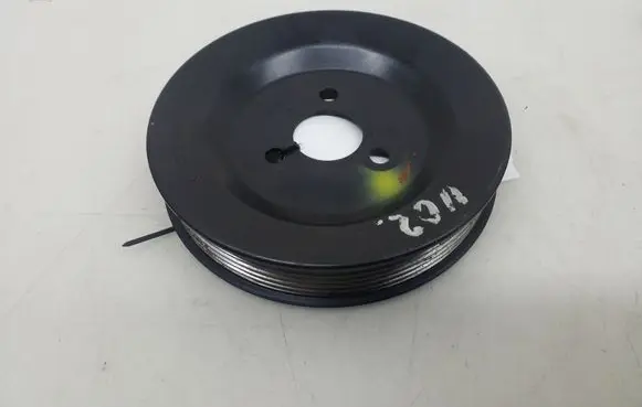 Mercedes-Benz E W210 Power steering pump pulley A6042360010