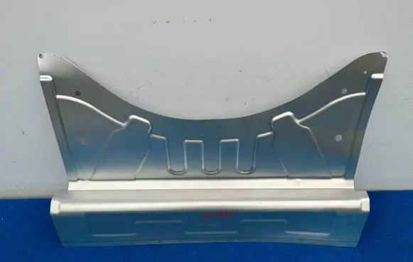 Audi A8 S8 D5 Engine splash shield/under tray 4N0803158B