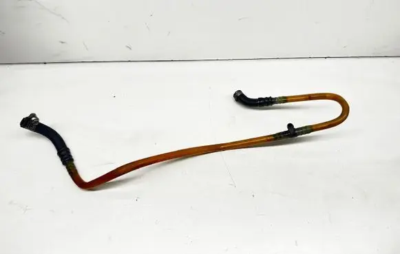 BMW 5 E39 Fuel line pipe 7787429 13537787429 13537787428