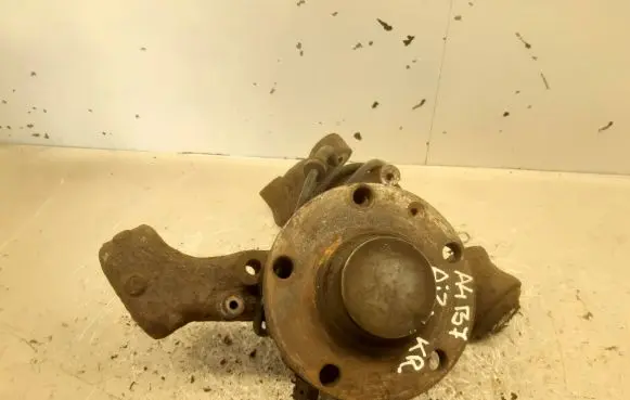 Audi A4 S4 B7 8E 8H Rear wheel hub spindle/knuckle 