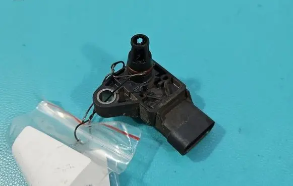 Ford Focus Air pressure sensor 0261230496 IMPRK1586101
