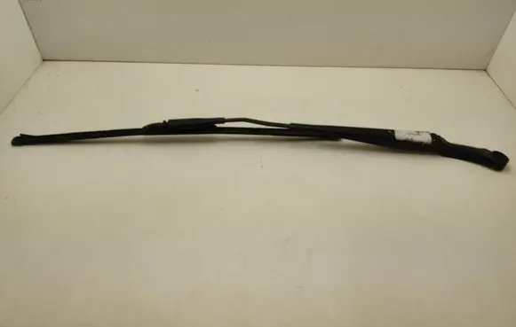Ford Mustang VI Front wiper blade arm FR3B17C495AA