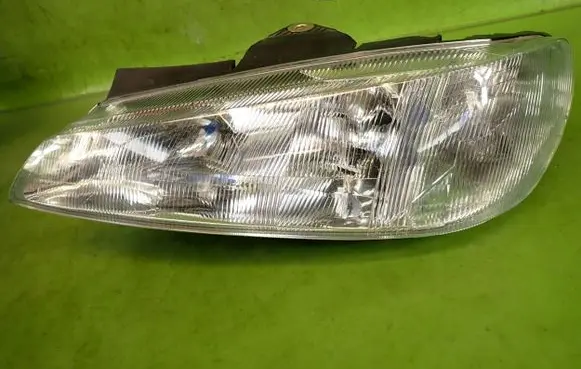 Peugeot 406 Headlight/headlamp TYC20-3702B
