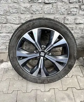 Seat Ateca R18 alloy rim 575601025E