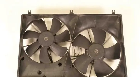 Suzuki Grand Vitara II Radiator cooling fan shroud 1680007980 1680007991