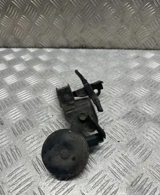 Honda CR-V Horn signal 303700 W98131
