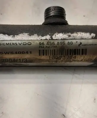 Volvo V50 Fuel main line pipe 9645689580
