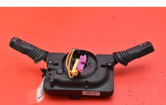 Opel Astra H Other switches/knobs/shifts 13276157KA