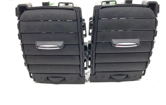 Opel Vivaro Dashboard side air vent grill/cover trim 