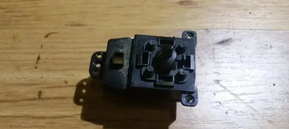 Hyundai Sonata Wing mirror switch 202005064