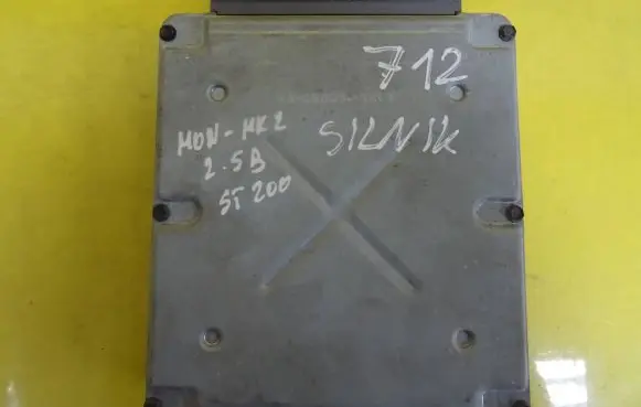 Ford Mondeo MK II Engine control unit/module XS7V12A650AE