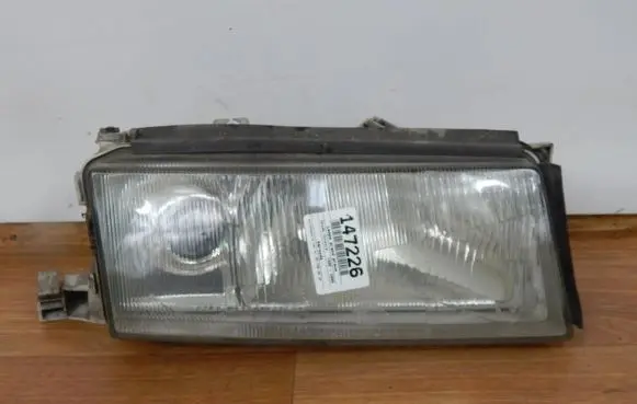Skoda Octavia Mk1 (1U) Headlight/headlamp
