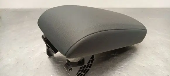 Mercedes-Benz B W246 W242 Armrest A2466805302 A24668053029H15