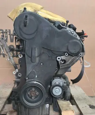 Volkswagen PASSAT B7 Engine CAY 03L103 373A
