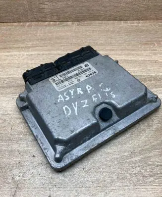 Opel Astra H Engine control unit/module ECU 90589736 0281001670