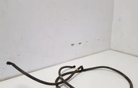 Volkswagen PASSAT B6 Headlight washer hose/pipe 