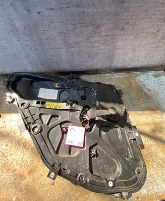 Ford Fiesta Rear door manual window regulator 