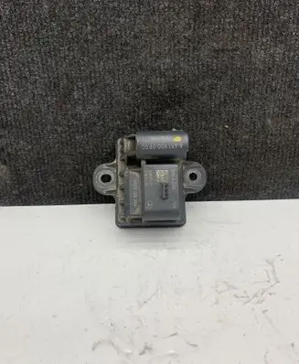 Mercedes-Benz Sprinter W906 Glow plug pre-heat relay A6519000906 0522120204