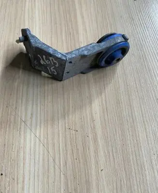 Opel Vivaro Radiator support slam panel bracket 9806541980