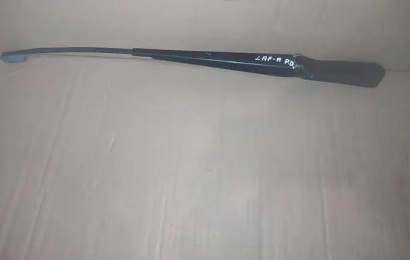 Opel Zafira A Front wiper blade arm 90582558