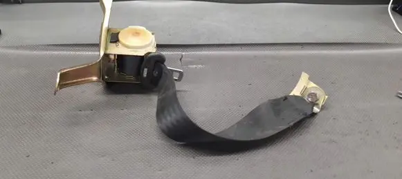 Mazda 626 Front seatbelt GA8AH