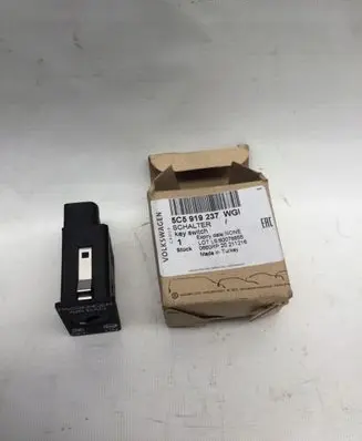 Skoda Octavia Mk3 (5E) Passenger airbag on/off switch 5C5919237