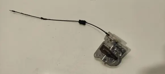 Mazda 5 Sliding door lock 