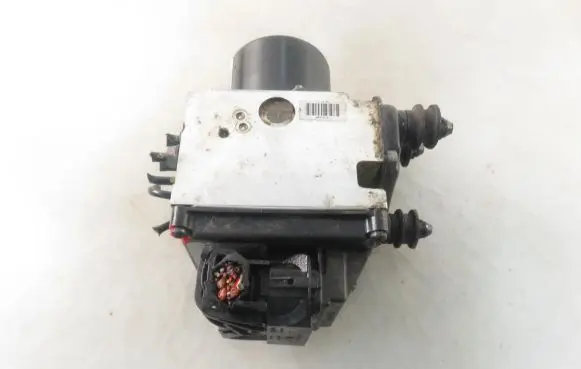 Volkswagen PASSAT B6 ABS Pump 3C0614095P