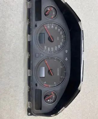 Volvo S80 Speedometer (instrument cluster) 30746102 69594700T 8602885