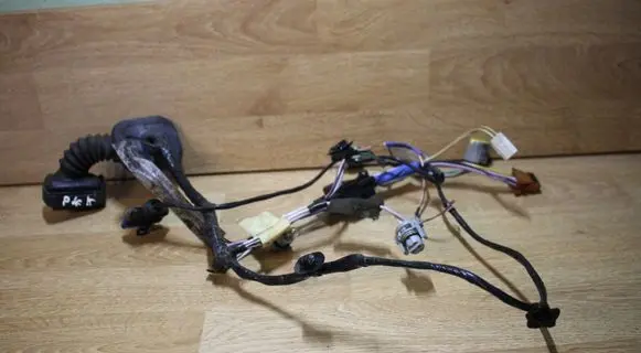 Renault Laguna II Front door wiring loom 8200309011