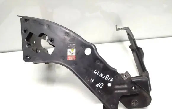 Mercedes-Benz E W211 Headlight/headlamp mounting bracket A1298172820