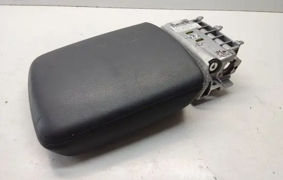 Audi Q7 4M Armrest 4M0854205A 4M0854205 7119050A