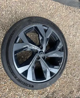 Renault Austral R20 alloy rim 403008811R