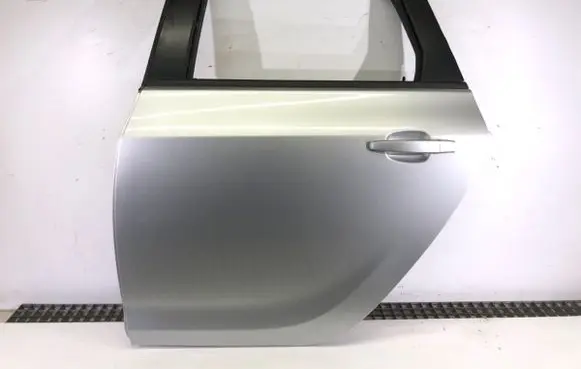 Rear door