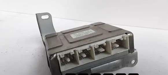Lexus RX 300 Engine control unit/module 48030