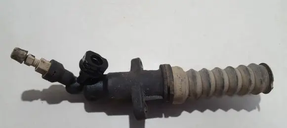 Clutch master cylinder