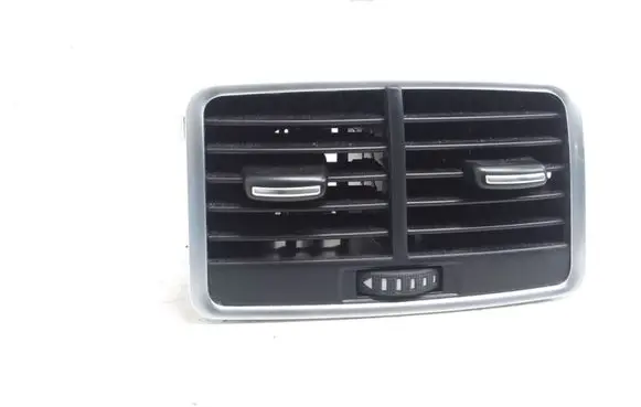 Audi A6 Allroad C6 Rear air vent grill 4F0819203C
