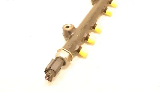 Citroen C3 Fuel main line pipe