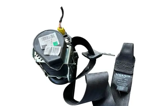 Volvo V70 Front seatbelt 6841706 603254600 604548200