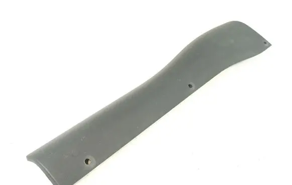 Rear fender molding trim