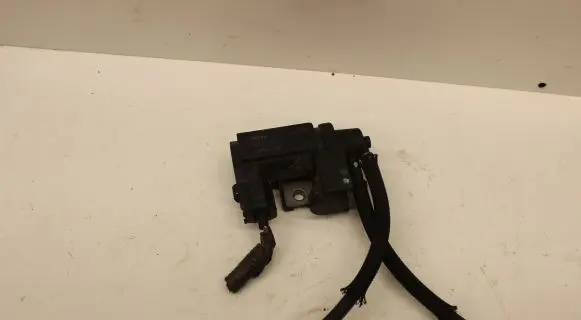 Toyota Avensis T250 Vacuum valve 258190R011