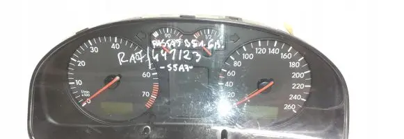 Volkswagen PASSAT B5 Speedometer (instrument cluster) 3B1919860