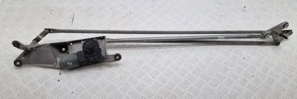 Renault Modus Front wiper linkage and motor 8200141270